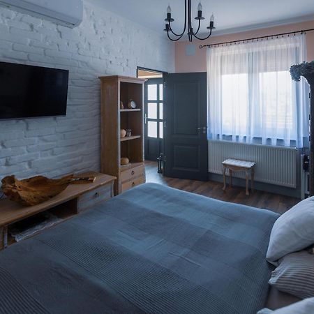 Bab-Lak Apartman Kisvarda Exterior photo
